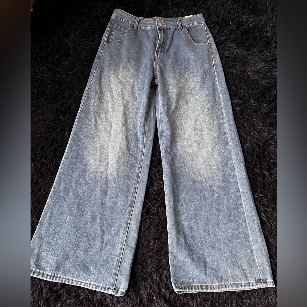 baggy jeans